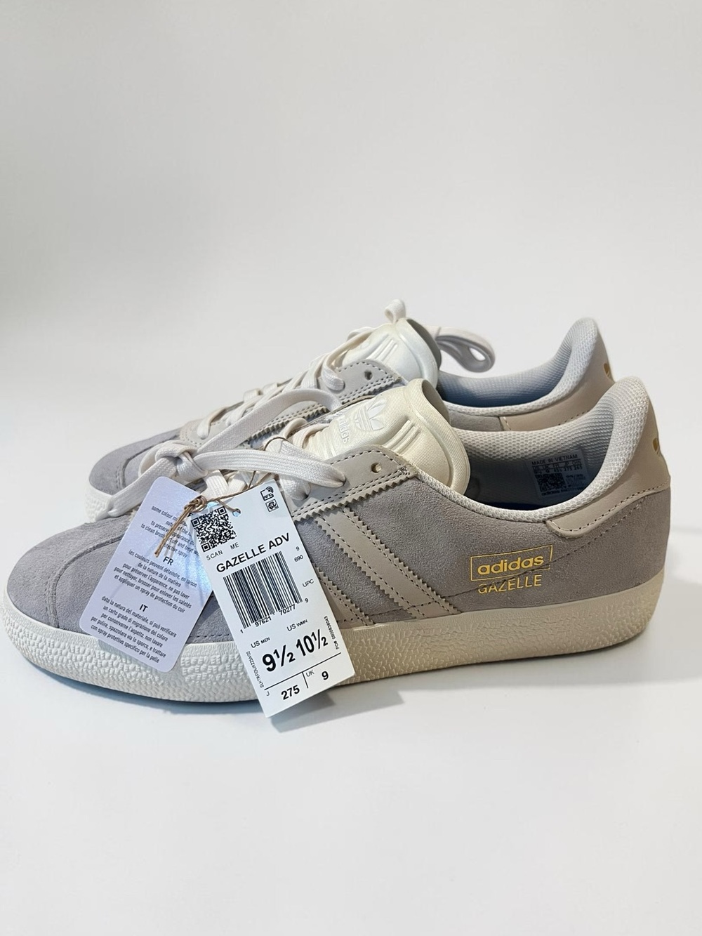 NWT Adidas Gazelle ADV Off White Cream Gray Suede Sneakers Sold Out 9.5/10.5
